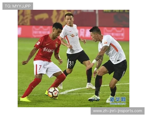 霸中超联赛排名:霸占中超联赛榜首的球队与赛季表现