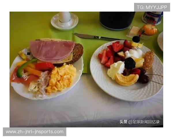 高强度足球训练饮食搭配指南